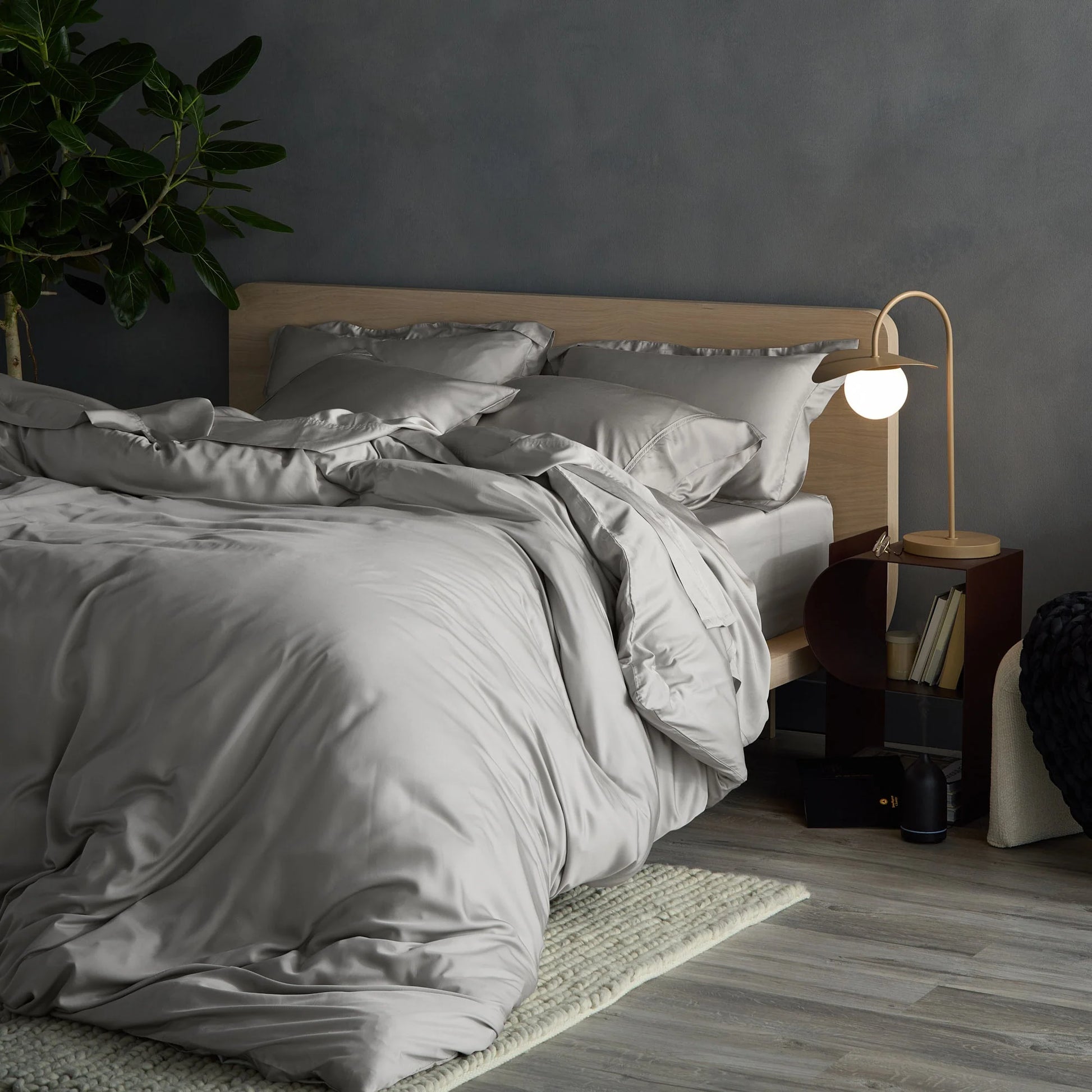Iced Cooling Bamboo Weighted Blanket